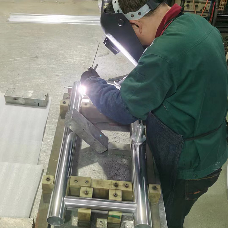 Saldatura ad arco gas-metallo (GMAW)